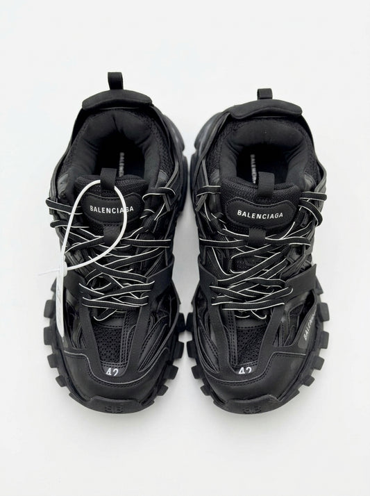 Balenciaga track