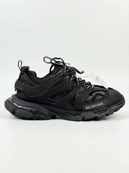 Balenciaga track